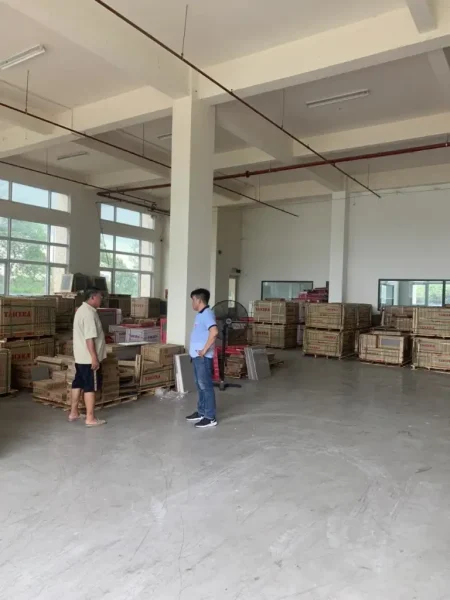 Kho gạch quận Tân Bình